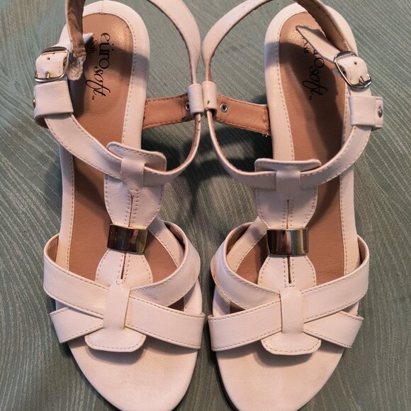 White Eurosoft sandals by Sofft, size 8 1/2 - Picture 8 of 8
